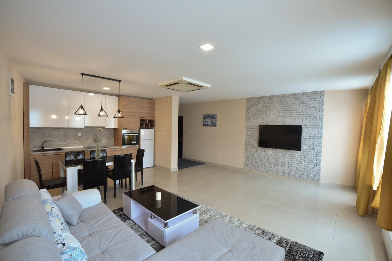 City Center Apartments Pirot Dış mekan fotoğraf