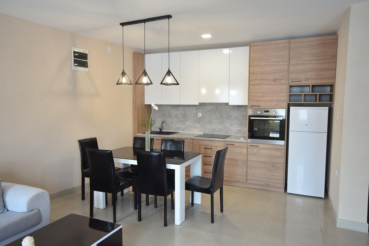 City Center Apartments Pirot Dış mekan fotoğraf