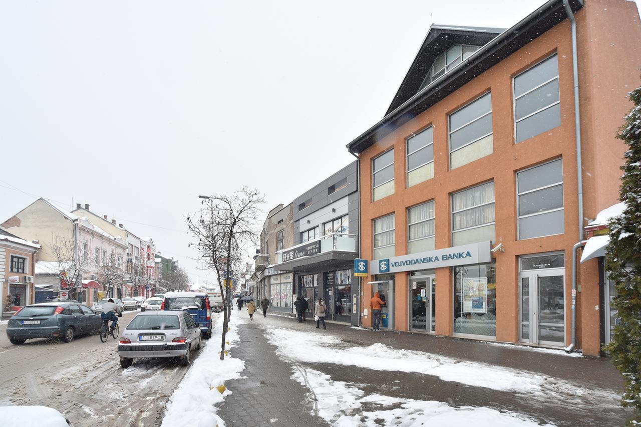 City Center Apartments Pirot Dış mekan fotoğraf