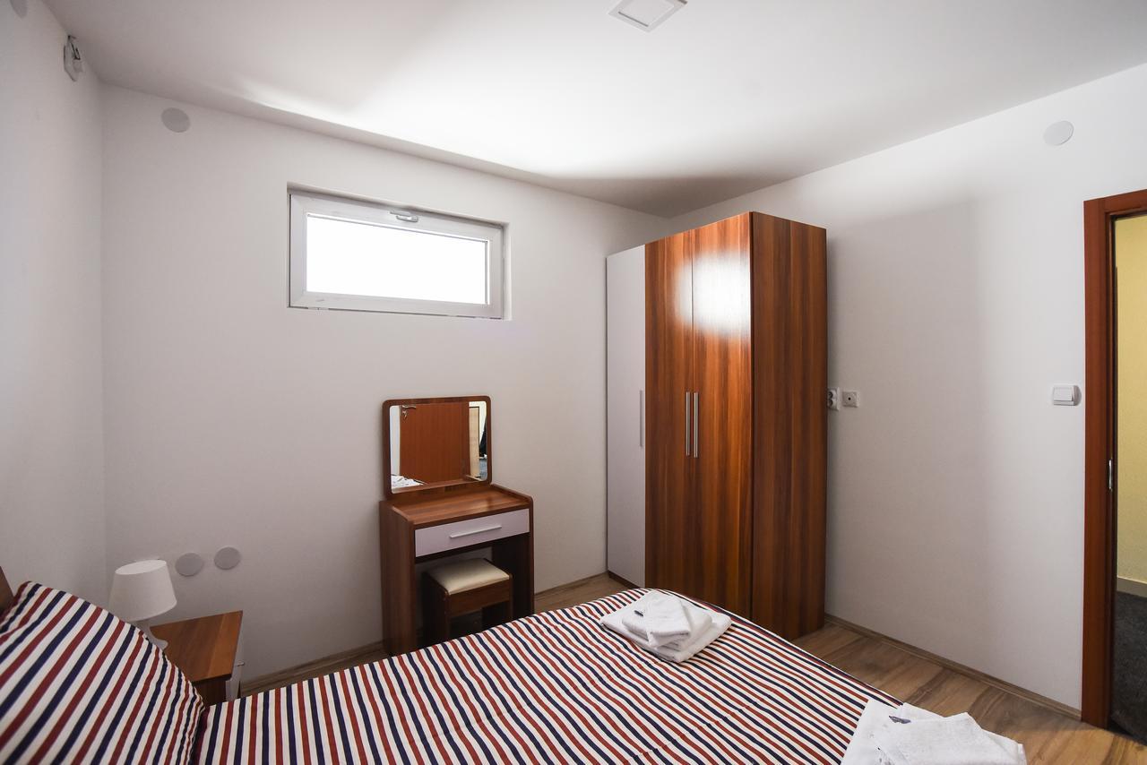 City Center Apartments Pirot Dış mekan fotoğraf