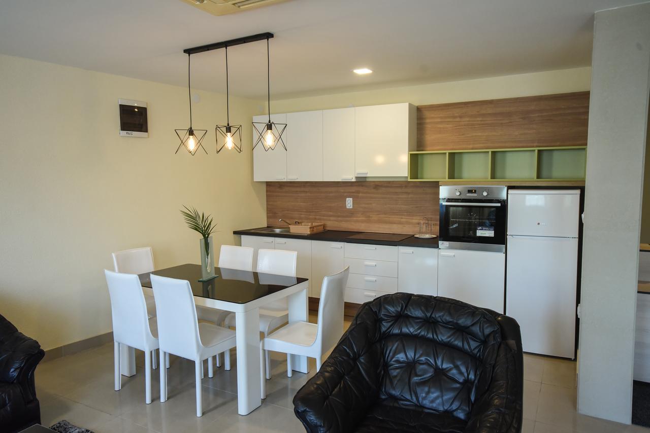 City Center Apartments Pirot Dış mekan fotoğraf