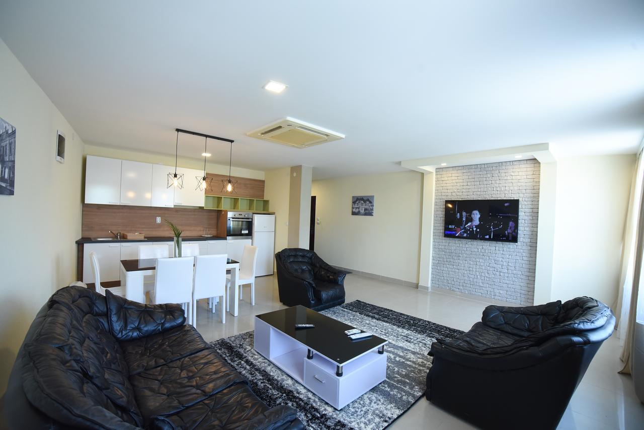 City Center Apartments Pirot Dış mekan fotoğraf