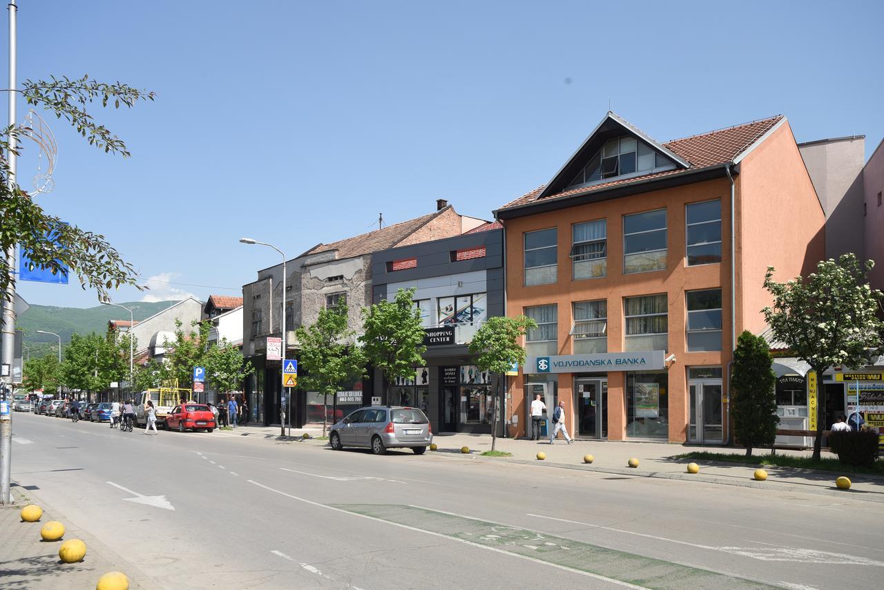 City Center Apartments Pirot Dış mekan fotoğraf