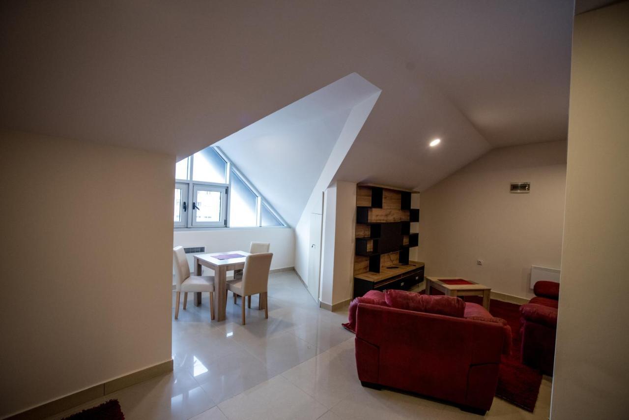 City Center Apartments Pirot Dış mekan fotoğraf